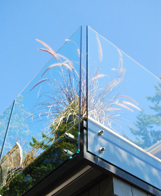Impasses en verre fixées au mur solides solubles de balustrade pour les escaliers Frameless de balustrade