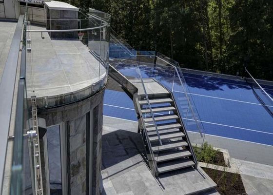 Escalier en verre structurel extérieur de balustrade libre avec les canalisations verticales fermées