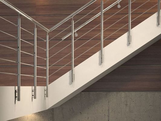 Facile installez l'acier inoxydable Rod clôturant la balustrade durable d'escalier de fer de Rod de sécurité