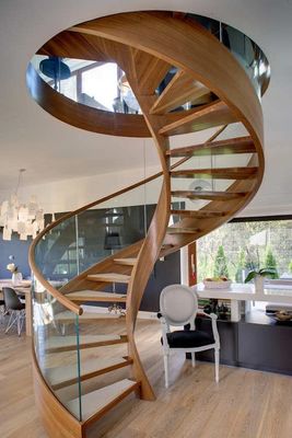 Matériel interne résidentiel en bois incurvé d'acier au carbone de l'escalier en spirale Q235B
