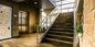 Conception en aluminium de balustrade d'escalier de balustrade de profilé en u de balustrade en verre à la maison moderne de panneau